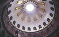 Licht in der Kuppel der Grabeskirche