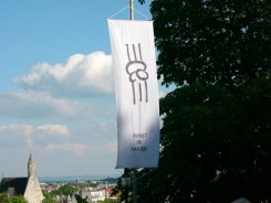 Vernissage - Fahne  Kunst im Karner - St. Othmar
