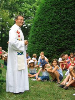 Peter bei der Messe beim Abschlussfest der Kommunionvorbereitung im Juni 2003 in St. Gabriel im Park