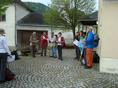 ZUM VERGRSSERN DRAUFKLICKEN - Fusswallfahrt nach Mariazell 2011  Pfarre St. Othmar in Mdling
